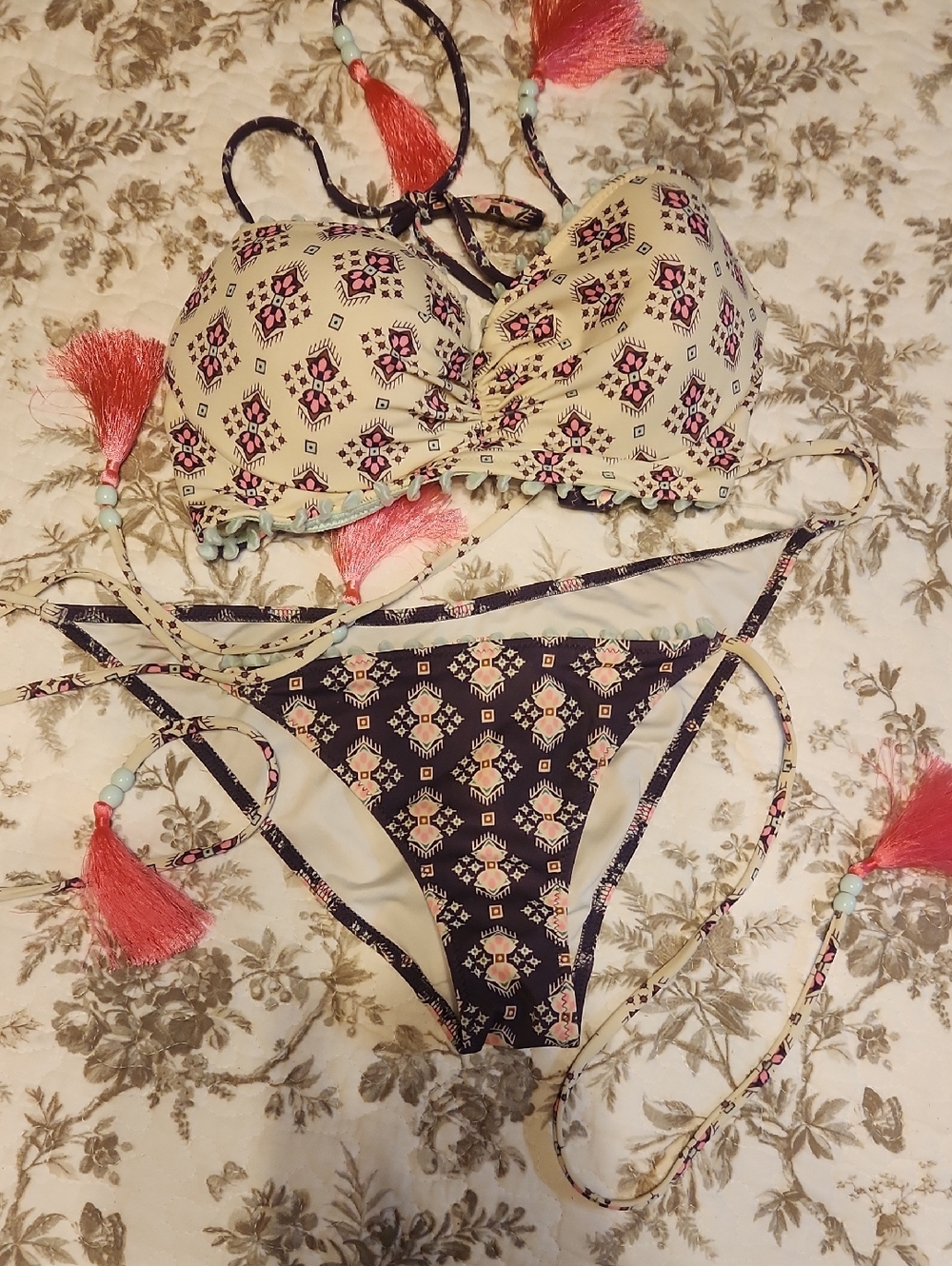 Printed Tassel Bikini Set - Pink/Dark Purple 32C/Small